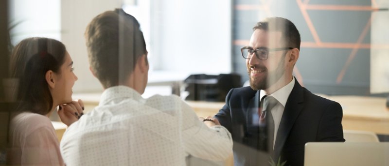 アバナードが、みずほ証券のChatGPT「MOAIチャット」の導入支援を通じて、生成AIの業務活用とリテラシー醸成を支援 | アバナード 日本